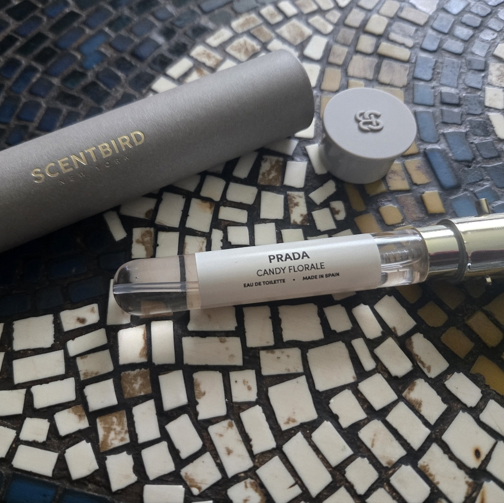 Scentbird Prada Candy Florale Travel Spray